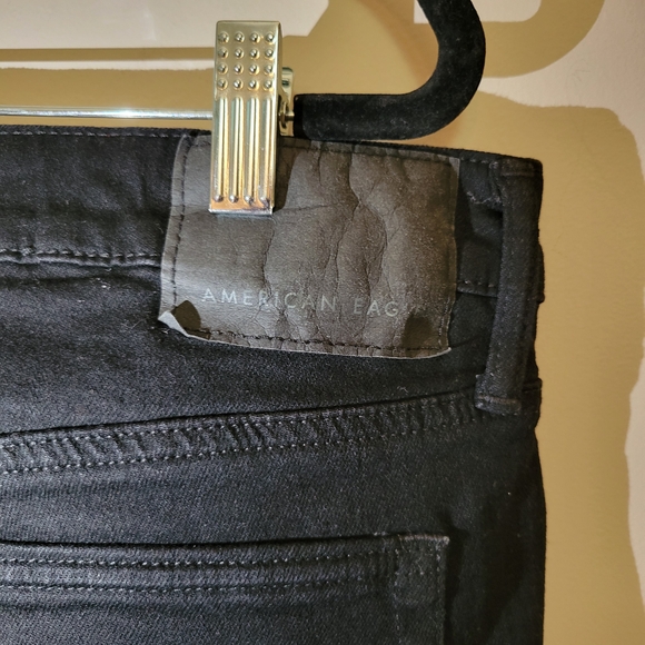 American Eagles Men's Airflex Black Skinny Jean - Picture 7 of 8